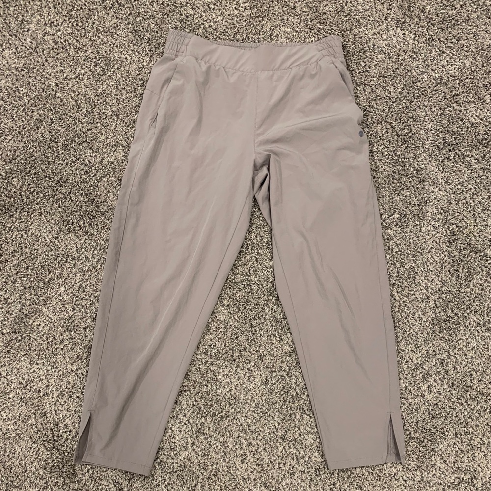 Apana athletic crop pants